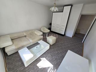 stanovi   Beograd  Zemun centar    Lazara Savatića