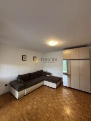 stanovi   Novi Sad  -    