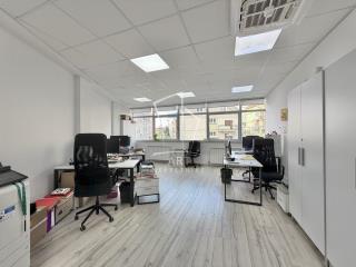 poslovni prostor   Beograd  Banovo brdo    Beogradskog bataljona