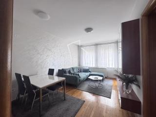 stanovi   Beograd  Đeram    Branka Krsmanovića