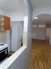 stanovi   Beograd  Železnik    Lole Ribara