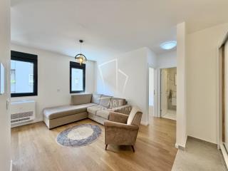 stanovi   Beograd  Vukov spomenik    Banjska