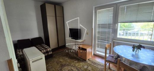 stanovi   Beograd  Vidikovac    Sretena Mladenovića Mike