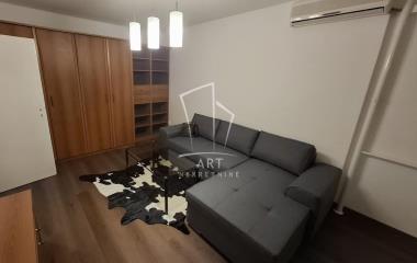 stanovi   Beograd  Zemun centar    Karađorđev Trg