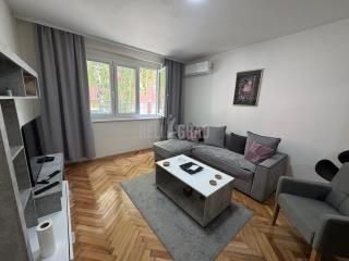 stanovi   Beograd  Banovo brdo    Nedeljka Čabrinovića
