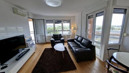 stanovi   Beograd  Hayat (6 Kaplara- savograd)    Vladimira Popovića
