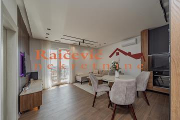 stanovi   Beograd  VOJVODE VLAHOVICA    Predraga Tomica
