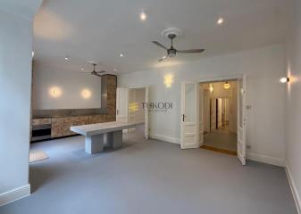 poslovni prostor   Beograd  -    