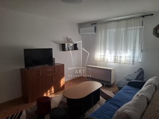 stanovi   Beograd  Borča    Kovilovska
