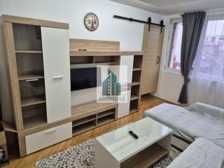 stanovi   Niš  -    