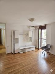 stanovi   Novi Sad  -    