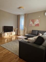 stanovi   Novi Sad  -    