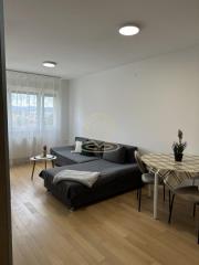 stanovi   Novi Sad  -    