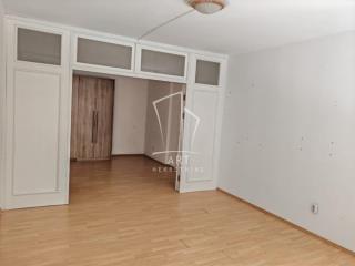 stanovi   Beograd  Savski blokovi (44 45 70 70a)    Nehruova