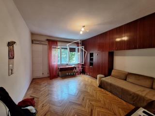 stanovi   Beograd  Skupština    Kondina