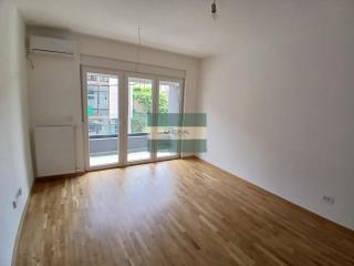 stanovi   Jagodina  -    