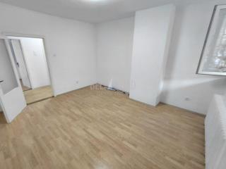 poslovni prostor   Beograd  Sava centar (Blok 19 do 23)    Bulevar Mihajla Pupina