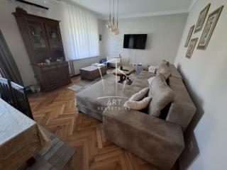 kuće   SREMSKI OKRUG  Stari Banovci    Nikole Zeljuga