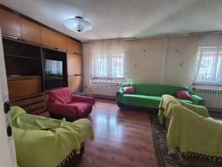 stanovi   Beograd  Kumodraž I II III    Kružna