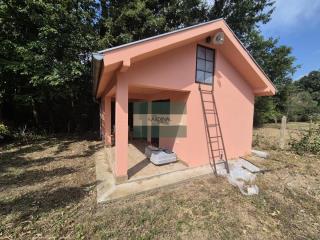 vikendica   Jagodina  -    