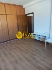 stanovi   Beograd  Slavija    Deligradska