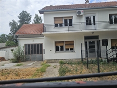kuće   Indjija  Indjija    