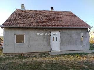 kuće   Inđija  -    