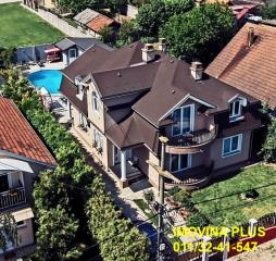 kuće   Beograd  Zemun polje centar    Isidora Stojanovića