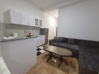 stanovi   Beograd  Vidikovac    Humski put