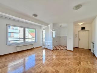 stanovi   Beograd  Ðeram    Kajmakčalanska