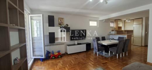 stanovi   Beograd  Mirijevo I II III IV    Davorina Jenka