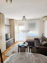 stanovi   Novi Sad  -    