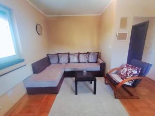 stanovi   Beograd  Kneževac    Prvoboraca