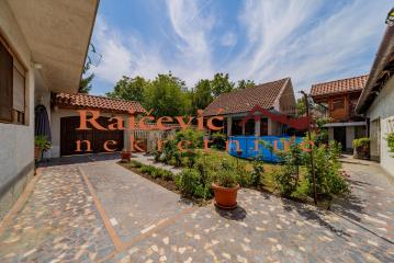 kuće   PANCEVO  STARCEVO    Veljka Vlahovica