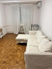 stanovi   Beograd  Šumice    Strumička