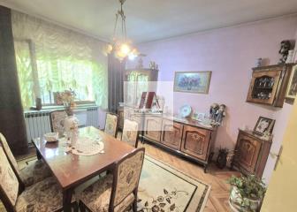 kuće   Beograd  Zvezdarska šuma    Lovranska