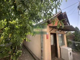 kuće   Kragujevac  -    