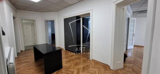 poslovni prostor   Beograd  Skadarlija    Bulevar Despota Stefana
