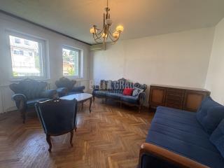 stanovi   Beograd  Banovo brdo    Trebevićka