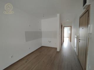 stanovi   Novi Sad  -    