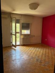 stanovi   Novi Sad  -    