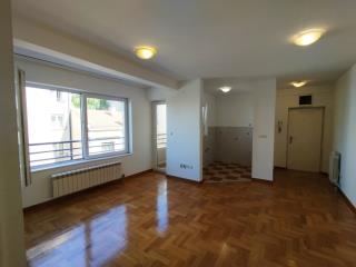 stanovi   Beograd  CRVENI KRST    Kajmakcalanska