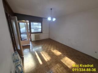 stanovi   Beograd  Banovo brdo    Kraljice Katarine