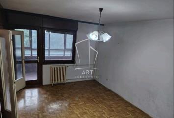 stanovi   Beograd  Banovo brdo    Kraljice Katarine