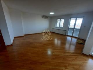 poslovni prostor   Beograd  Hram    