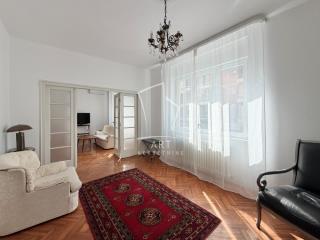 stanovi   Beograd  Kalenić    Njegoševa