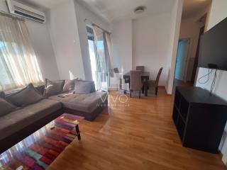stanovi   Beograd  Banovo brdo    Paštrovićeva