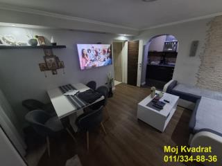 stanovi   Beograd  Banovo brdo    Požeška