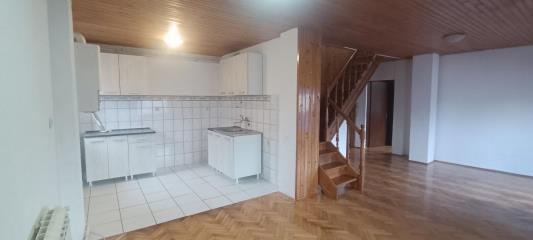 stanovi   Beograd  Žarkovo    Šavnička
