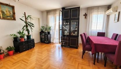 stanovi   Beograd  Palilula lokacija    Porečka